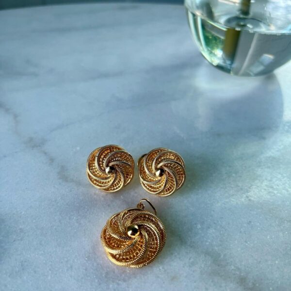 Earrings and Pedant set - Image 2