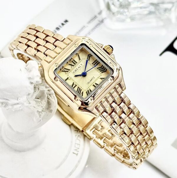 Classic Retro Square Waterproof Women's Diamond-embedded Watch - Image 6